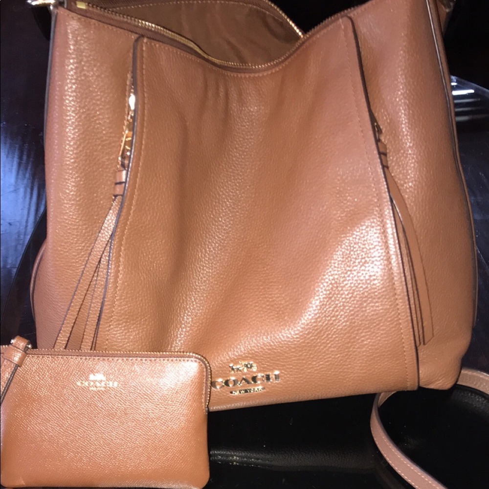 Authentic Coach purse. Worn a few times.